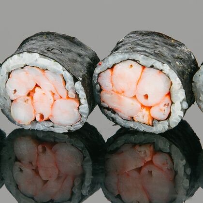 Сашими ролл с креветкой (4шт)