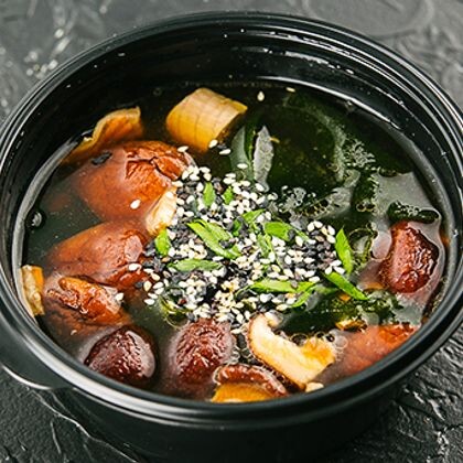 Мисо суп с лососем