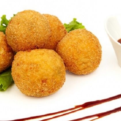 Аранчини с ветчиной и сливочным сыром