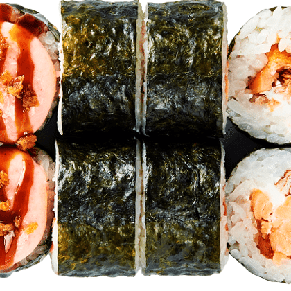 Ролл запеченный с жареным лососем