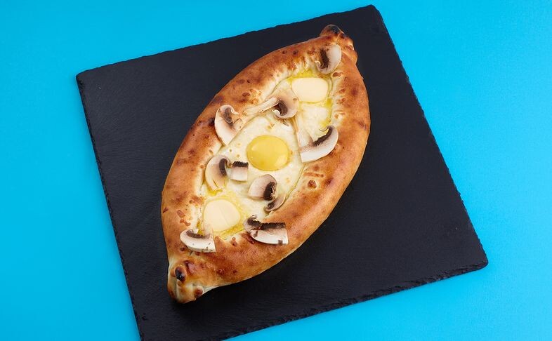 Хачапури по-Аджарски с грибами