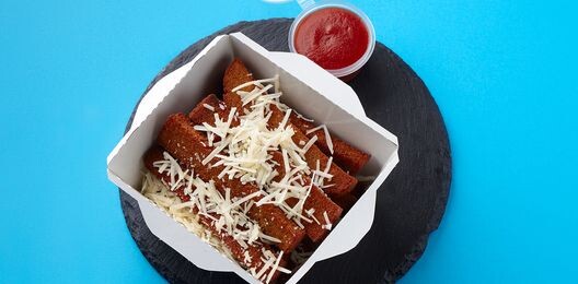 Гренки с чесноком и сыром пармезан