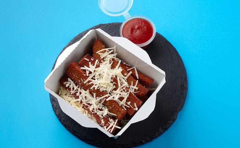 Гренки с чесноком и сыром пармезан