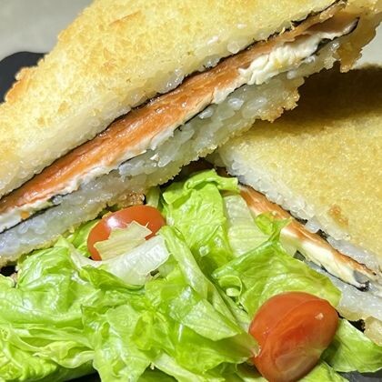 Оши-сэндвич с лососем