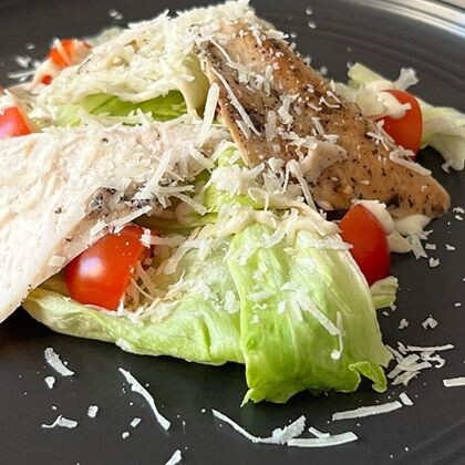 Салат «Цезарь» с курицей