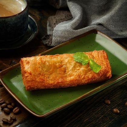 Слоеный пирожок