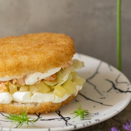 Оши-бургер с курицей