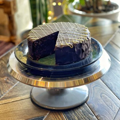 Торт Прага (целый)