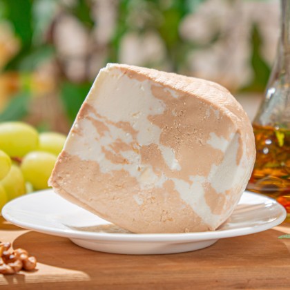 Сыр «Адыгейский» на топленом молоке