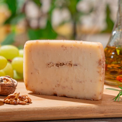 Сыр «Качотта» с грецким орехом