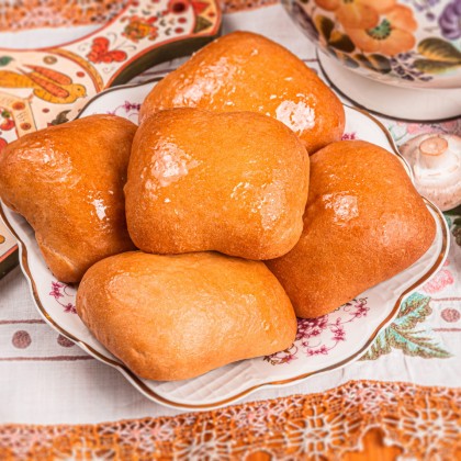 Пирожок с жаренными грибами