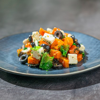 Салат из запеченной тыквы с сыром Тофу