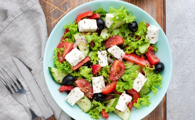 240 Салат "Греческий"