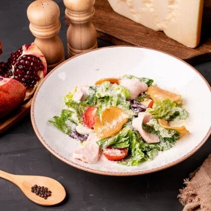 Салат «Цезарь» с цыпленком