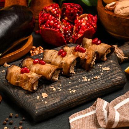 Баклажановые рулетики