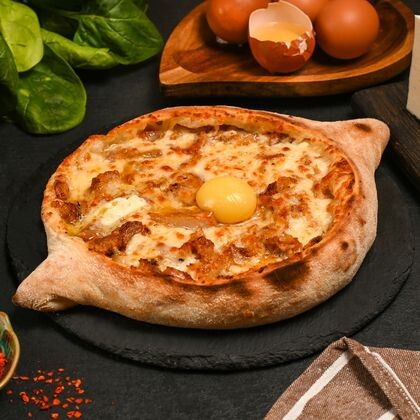 Хачапури по-аджарски курица/сыр