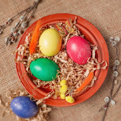 Яйца крашенные