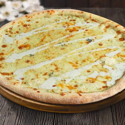 Пицца «Четыре сыра»