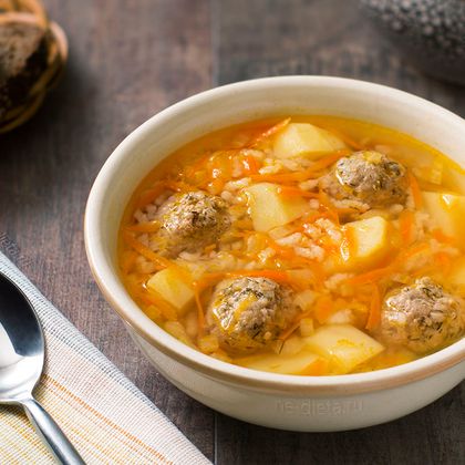 Суп рисовый с фрикадельками