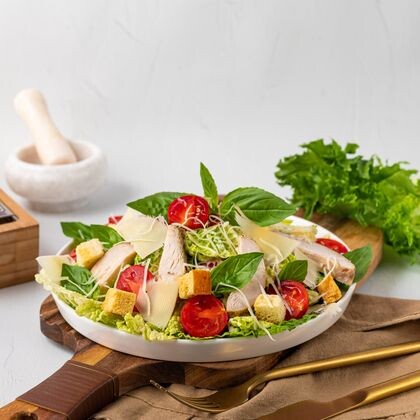 Цезарь с курицей