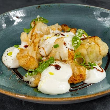 Цветная капуста с соусом "Унаги" и сливочным пармезаном