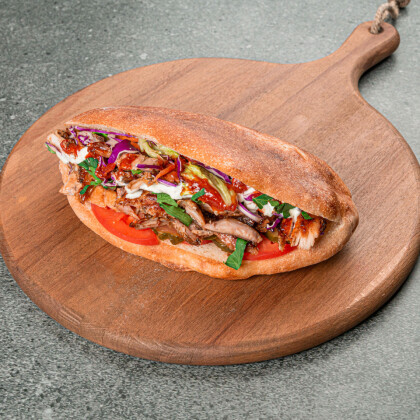 Шаурма куриная в батоне