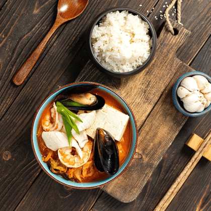 Хемуль кимчи тиге/kimchi tige with seafood