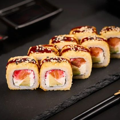 Ролл с лососем жареный | халяль