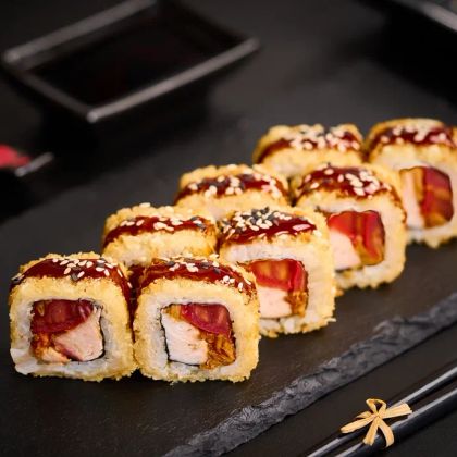 Ролл  "Hot Chicken" жареный | халяль