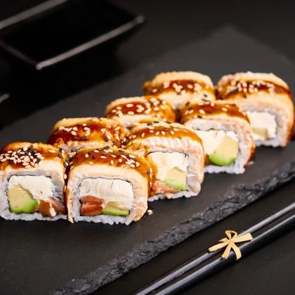 Ролл "Канада" премиум | халяль