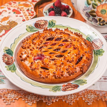 Пирог «Яркая брусника»