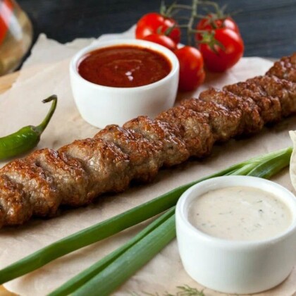 Люля- кебаб говядина  в лаваше