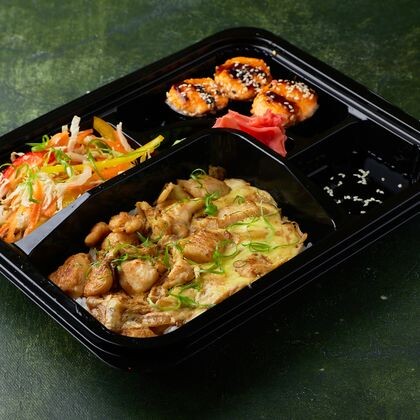 №2 Оякодон и киото (мисо/кимчи/куриный суп, компот/чай)