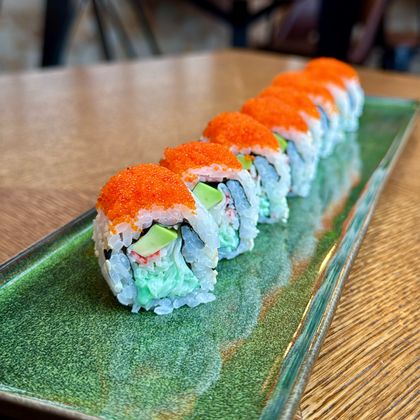 Калифорния с крабом