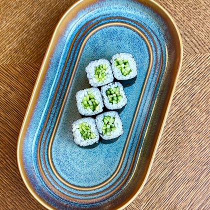 Маки с огурцом