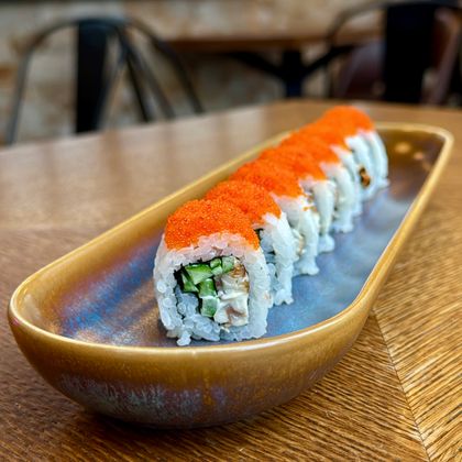 Калифорния с угрем