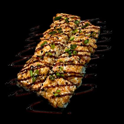 Суши пицца с лососем