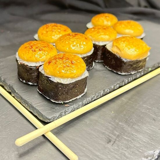 Запеченные маки с лососем