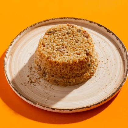 Жареный рис с говядиной и перцем