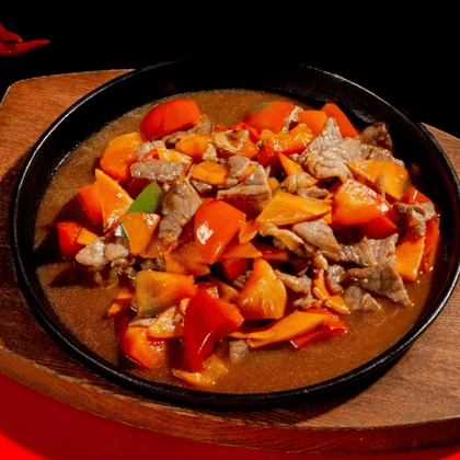 Говядина на сковороде