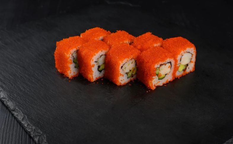 Ролл «Калифорния» с крабом