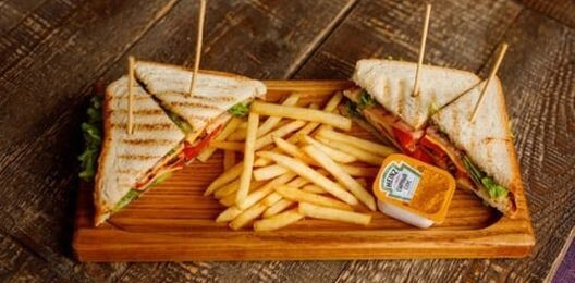 Клаб-сэндвич с ветчиной