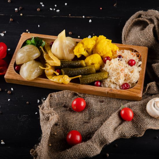 Ассорти солений и маринадов