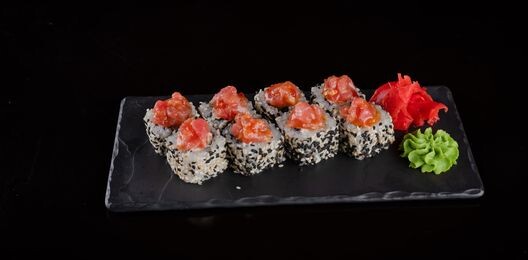 Ролл «Сакура»