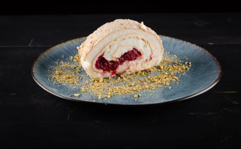 Меренговый рулет