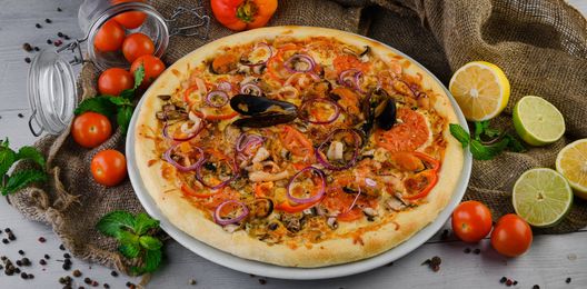 Пицца с морепродуктами