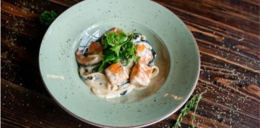 Спагетти «Бьянко-неро»