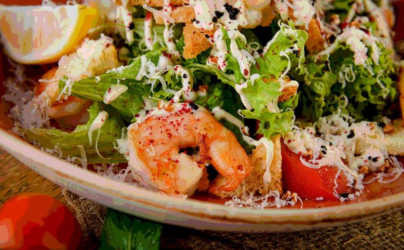 Салат «Цезарь» с тигровыми креветками