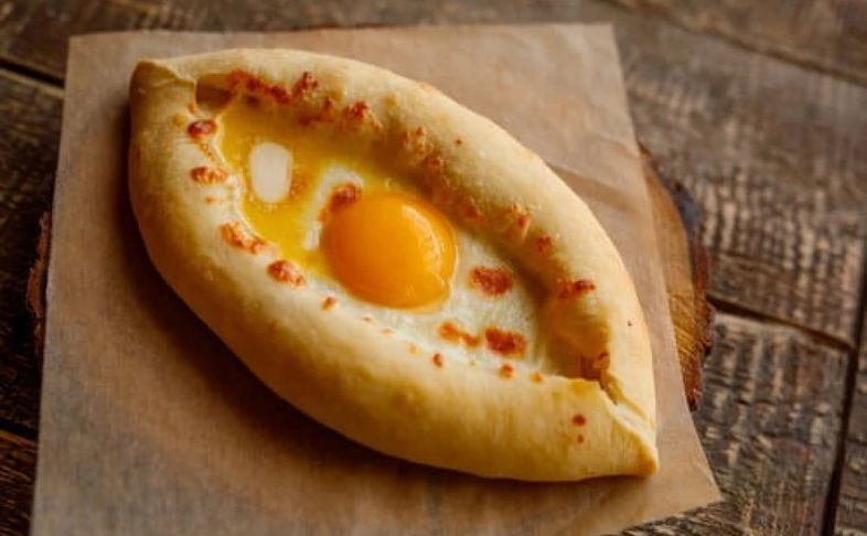 Хачапури по-аджарски