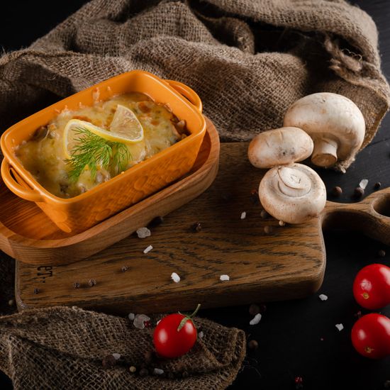 Жульен с дарами моря